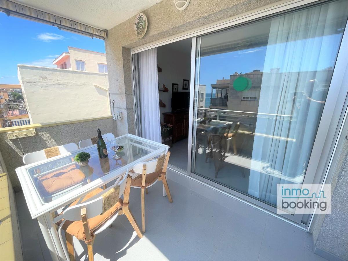 Belle , Con Parking Y A 130 De La Playa. Apartamento Salou